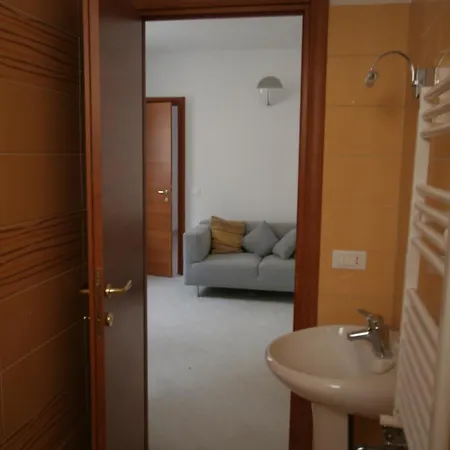 Casa Silenziosa Nel * Rom